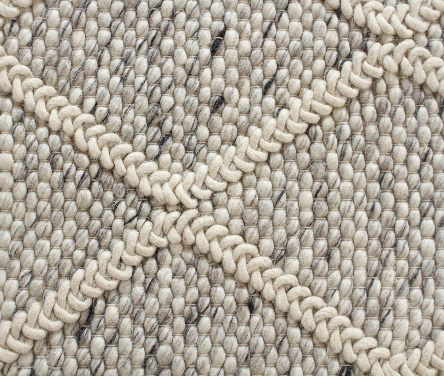 Timeless Geometric Pattern Rug | Nude Lattice Wool Handwoven Beauty