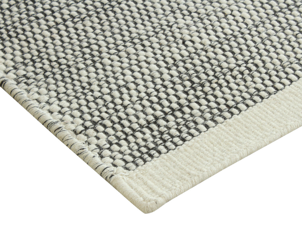 Handwoven Wool Dhurrie Rug